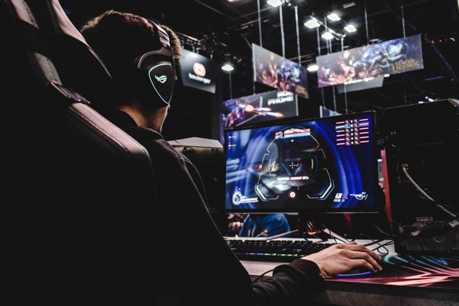 Game On: Unraveling the Secrets of Successful Esports
